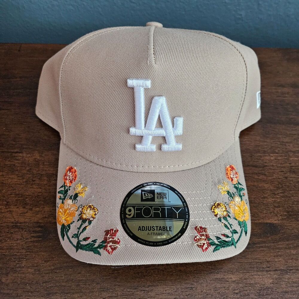New Era 9Forty A-Frame Los Angeles Dodgers Embroidered Floral Khaki Snapback Hat